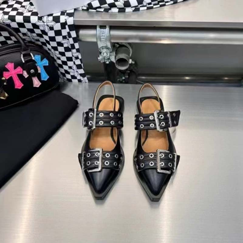 Spitze Mules mit Schnalle aus Leder – Bild 9 | LuxeStyle