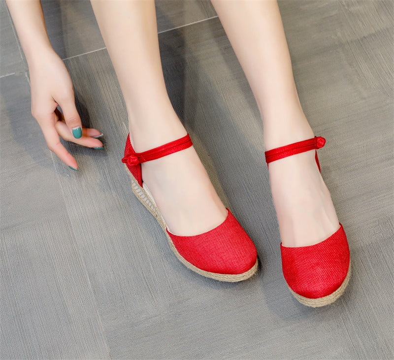 Keile Sandalen mit Fesselriemchen – Bild 5 | LuxeStyle