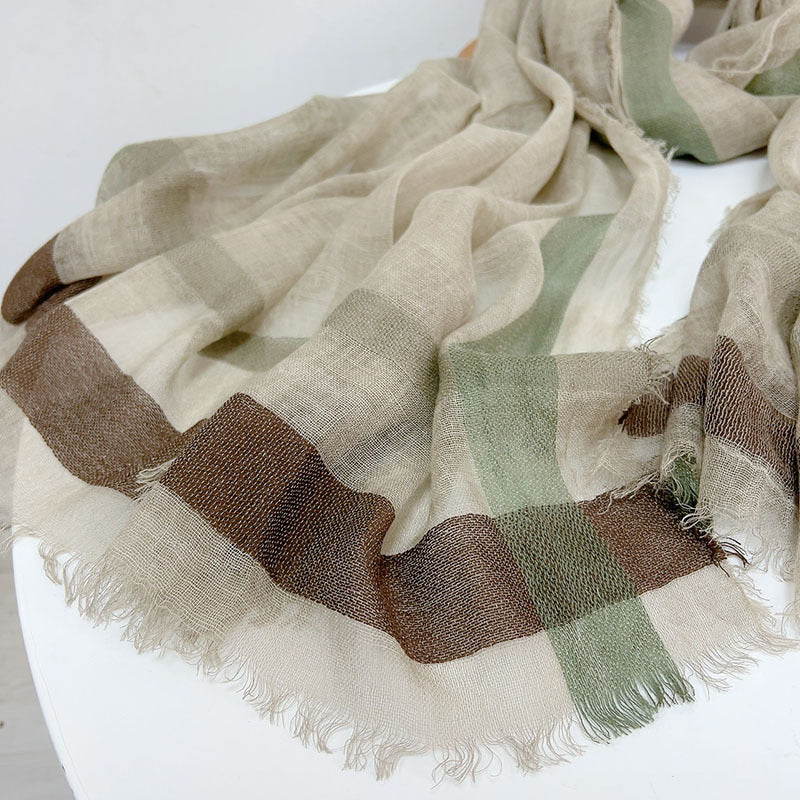 Wollschal in Grautönen – 100 × 210 cm – Bild 8 | LuxeStyle