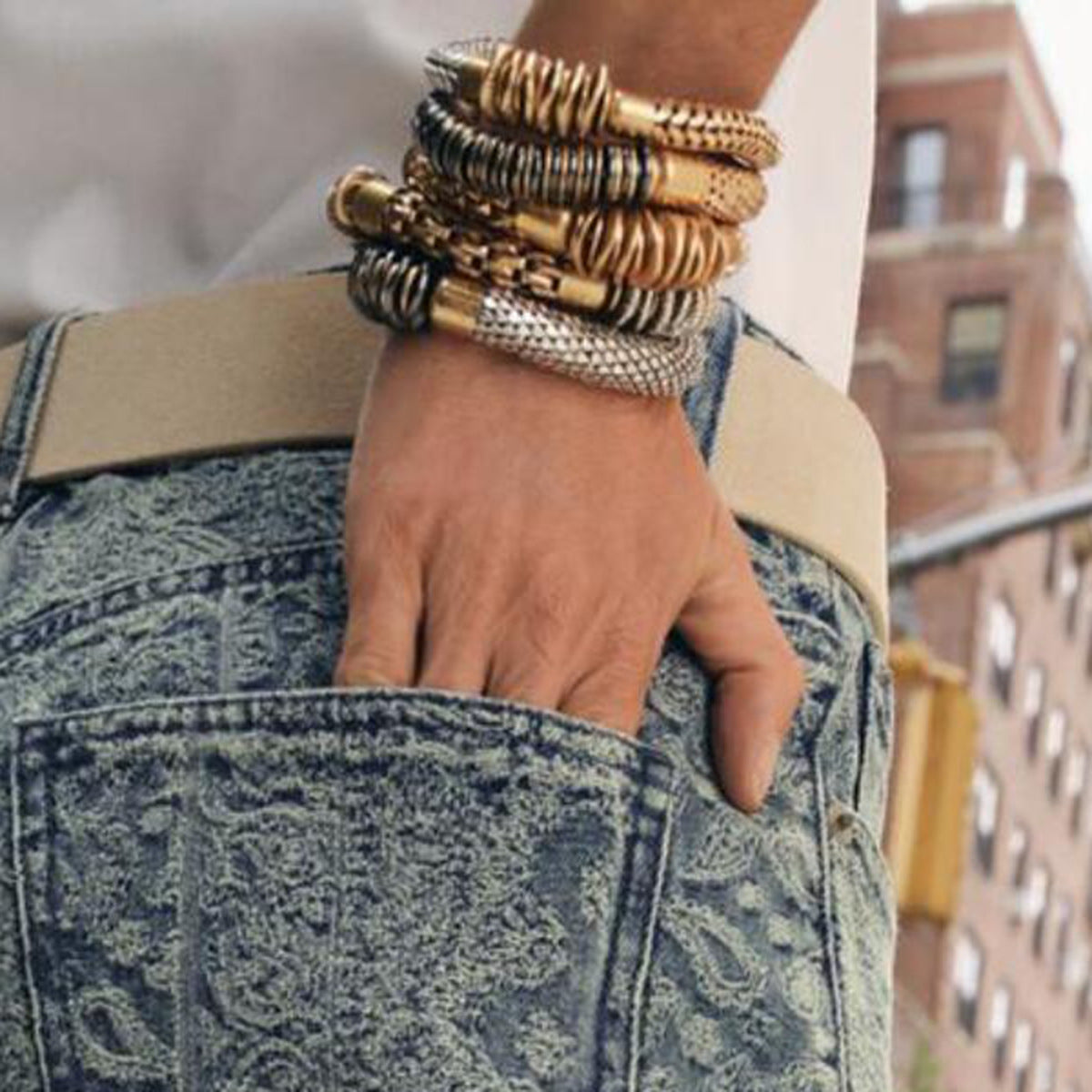 Armband-Set: Gold, Silber und Anthrazit