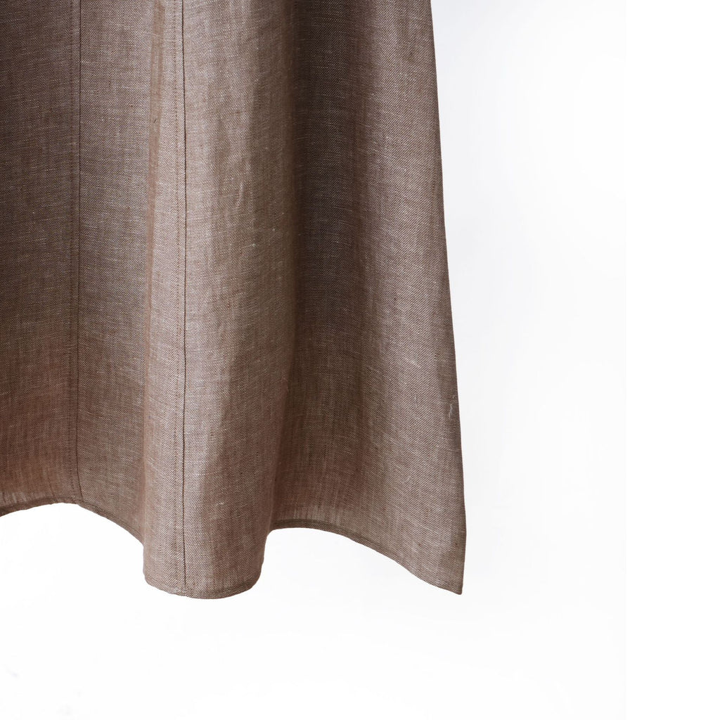 Ärmelloses Leinenkleid mit Taillengürtel – Bild 6 | LuxeStyle
