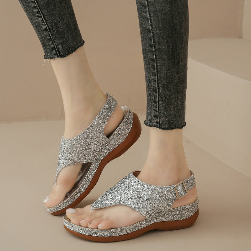 Keilsandalen mit Zehentrenner – Bild 8 | LuxeStyle