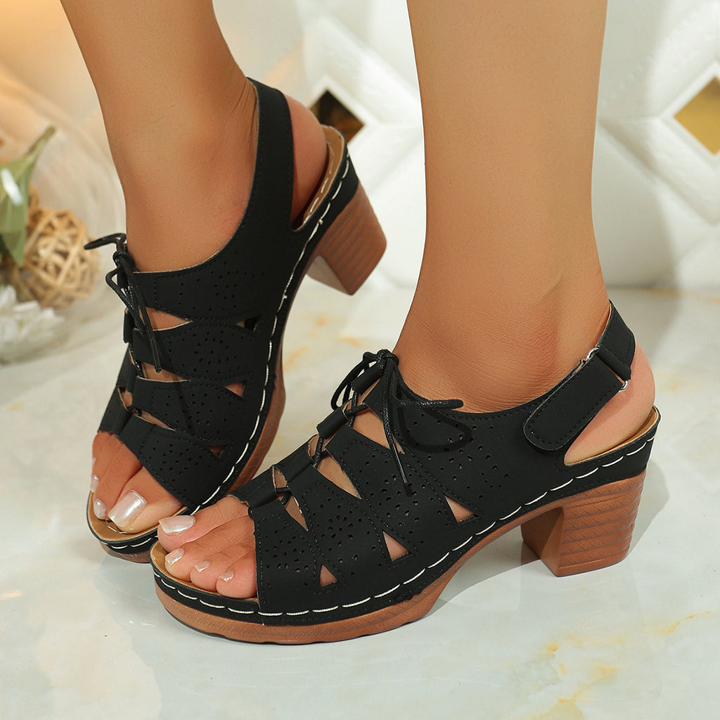 Hohe Sandalen · Modell 2