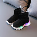 Flying Knit Leuchtschuhe für Kinder – Bild 10 | LuxeStyle