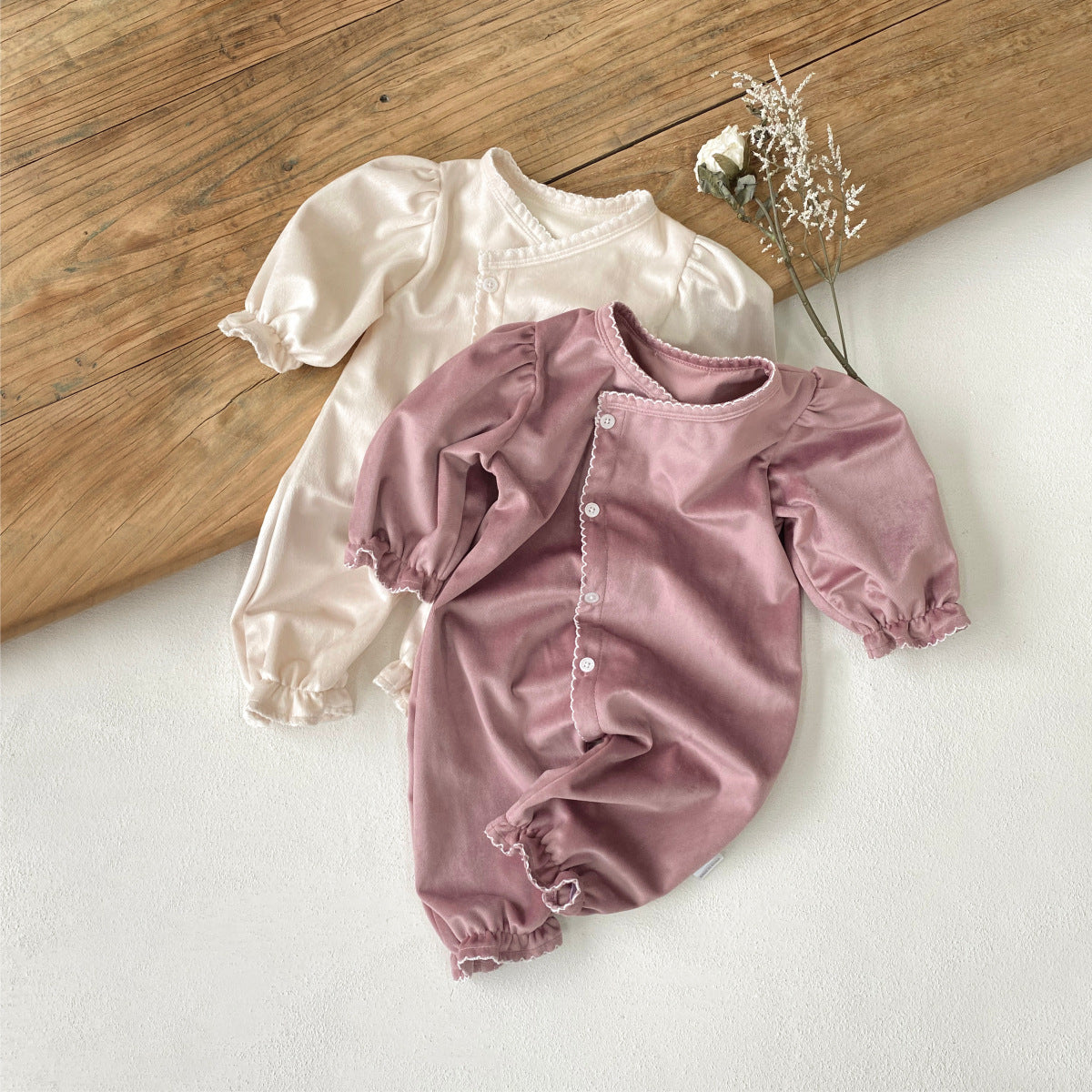 Baby-Strampler mit langen Ärmeln – Bild 7 | LuxeStyle