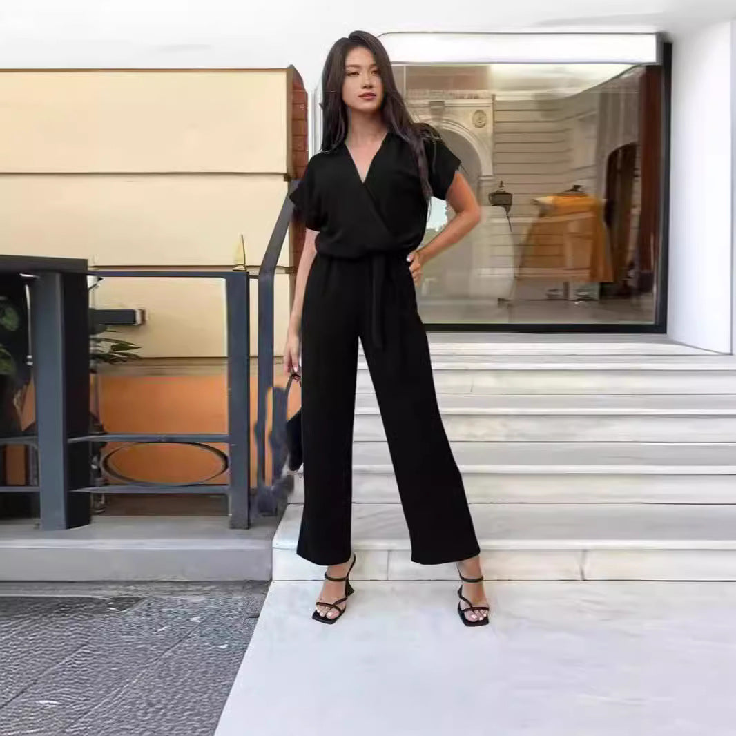 Einfacher Jumpsuit mit Tasche