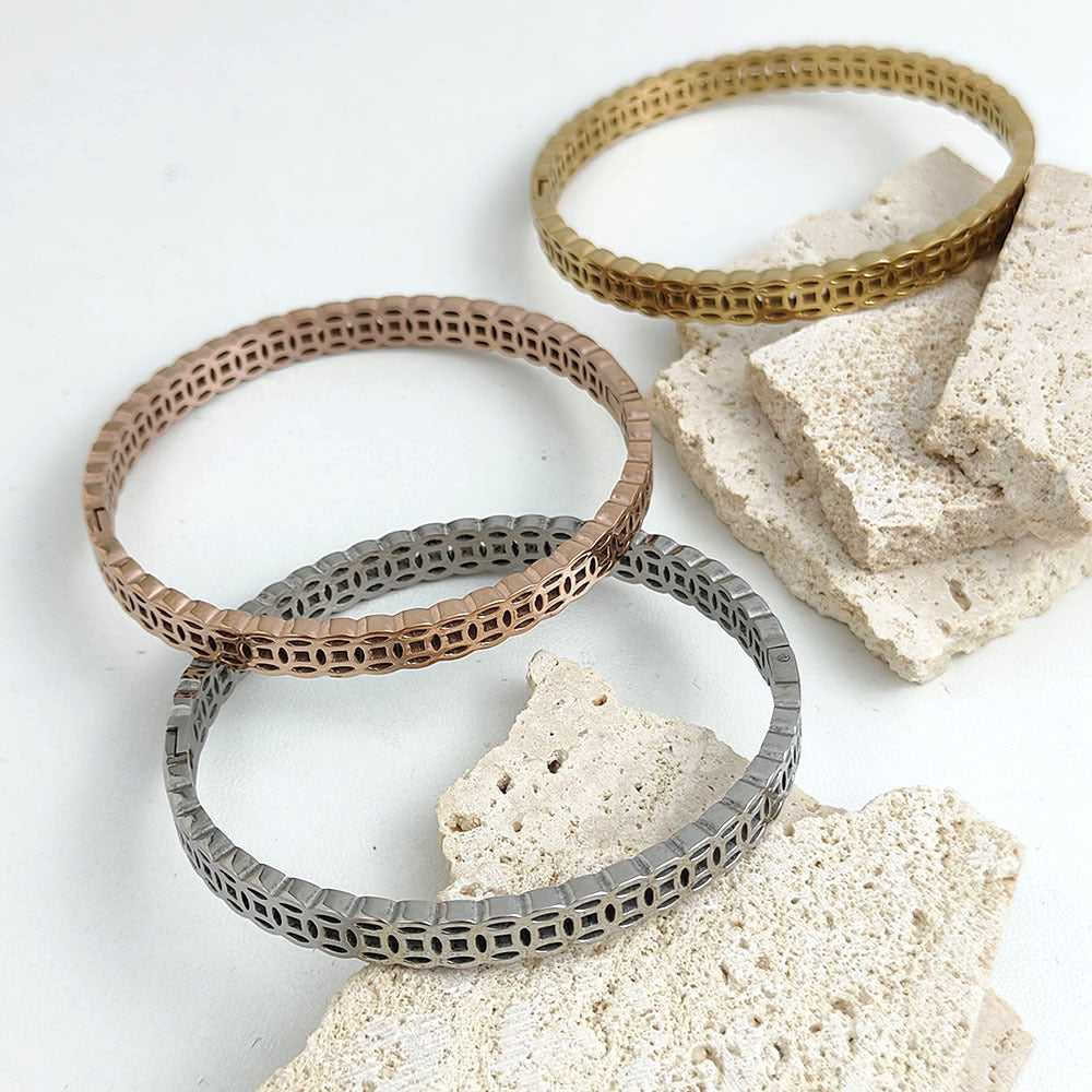 Hohler Schmuckarmband