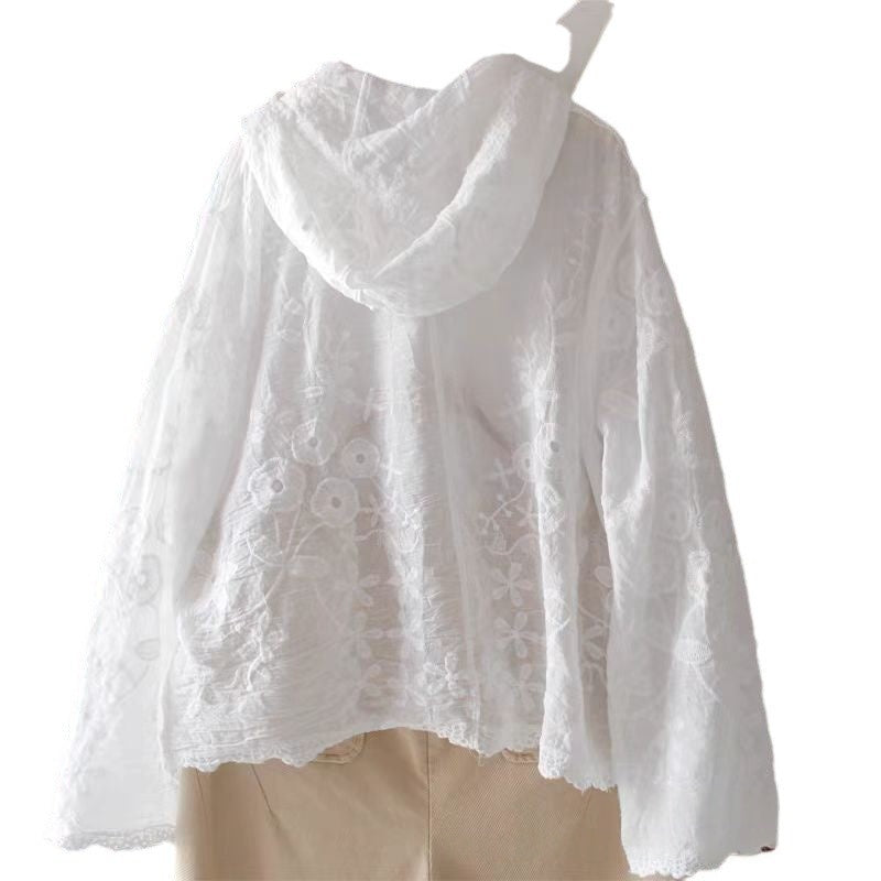 Kapuzen-Shirt mit Stickerei und Häkel-Details – Bild 2 | LuxeStyle