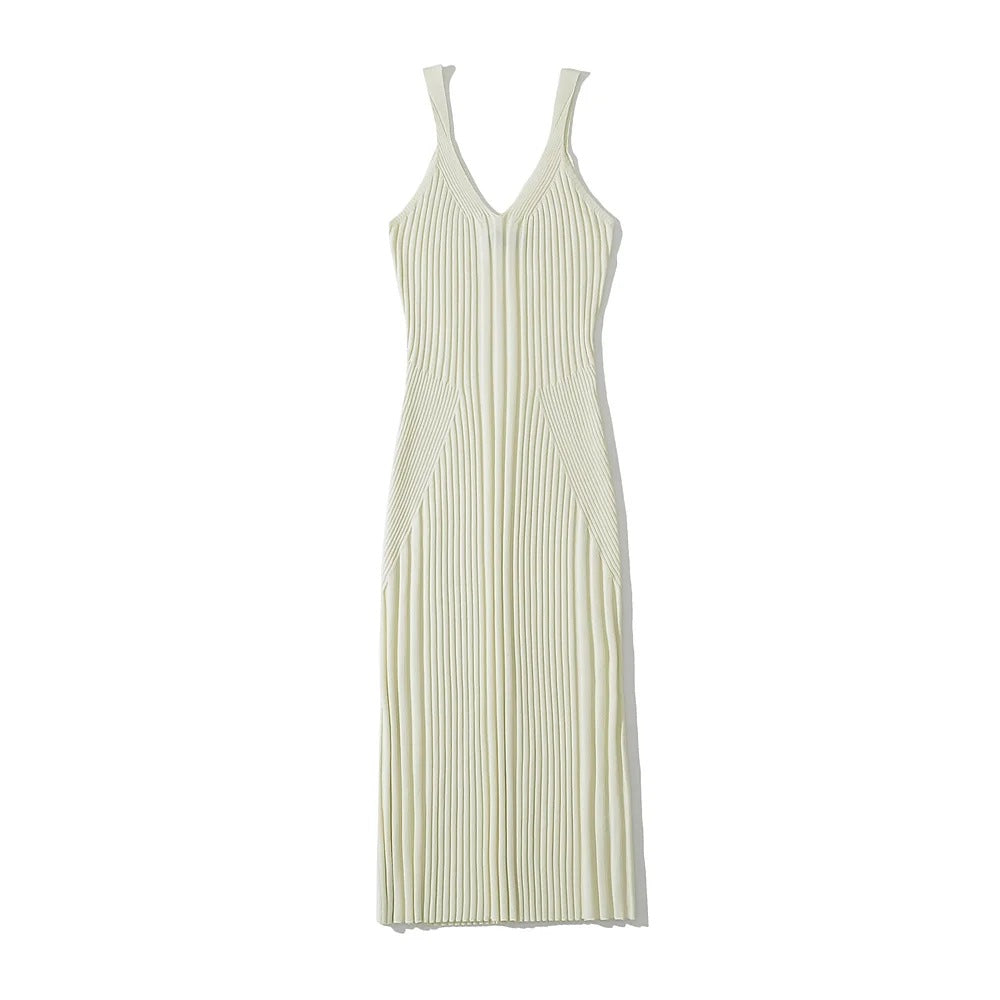 Eng anliegendes Strapse-Kleid