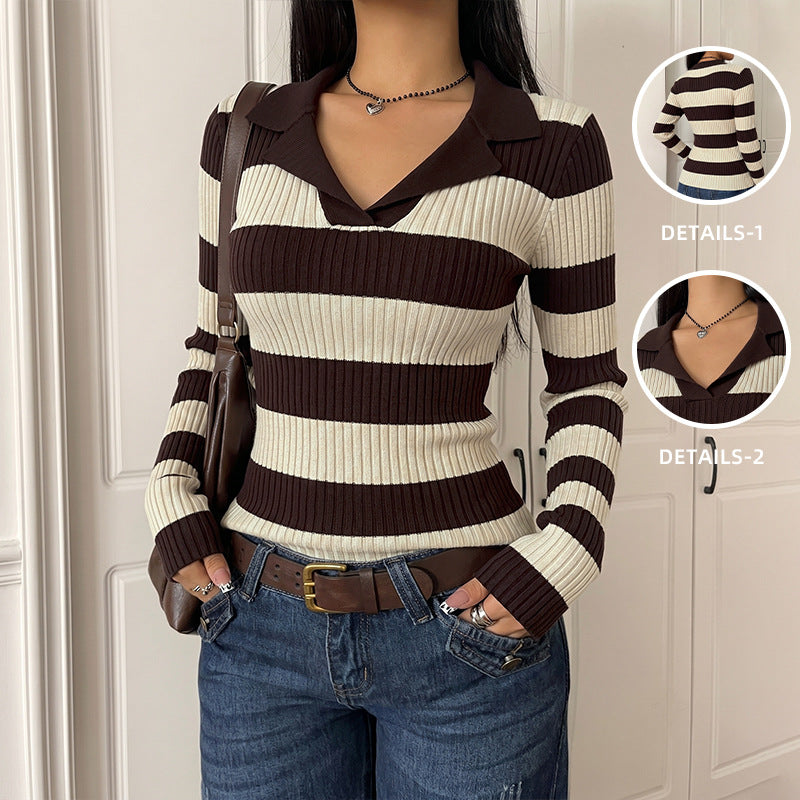 Strickpullover mit V-Ausschnitt und Streifen