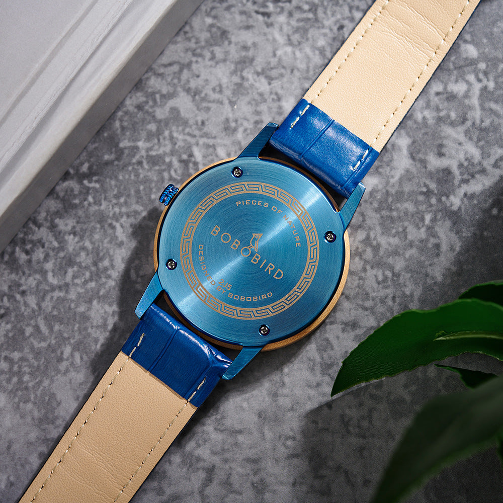 Herrenuhr aus Naturholz