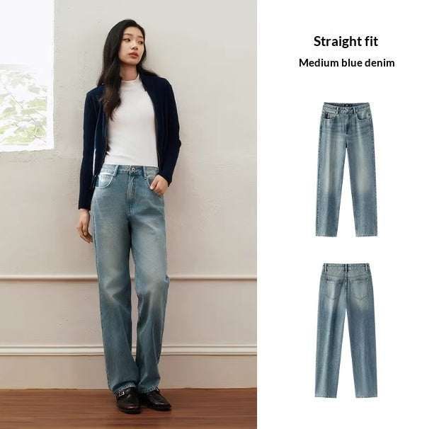Leichte, hochgeschnittene Jeans