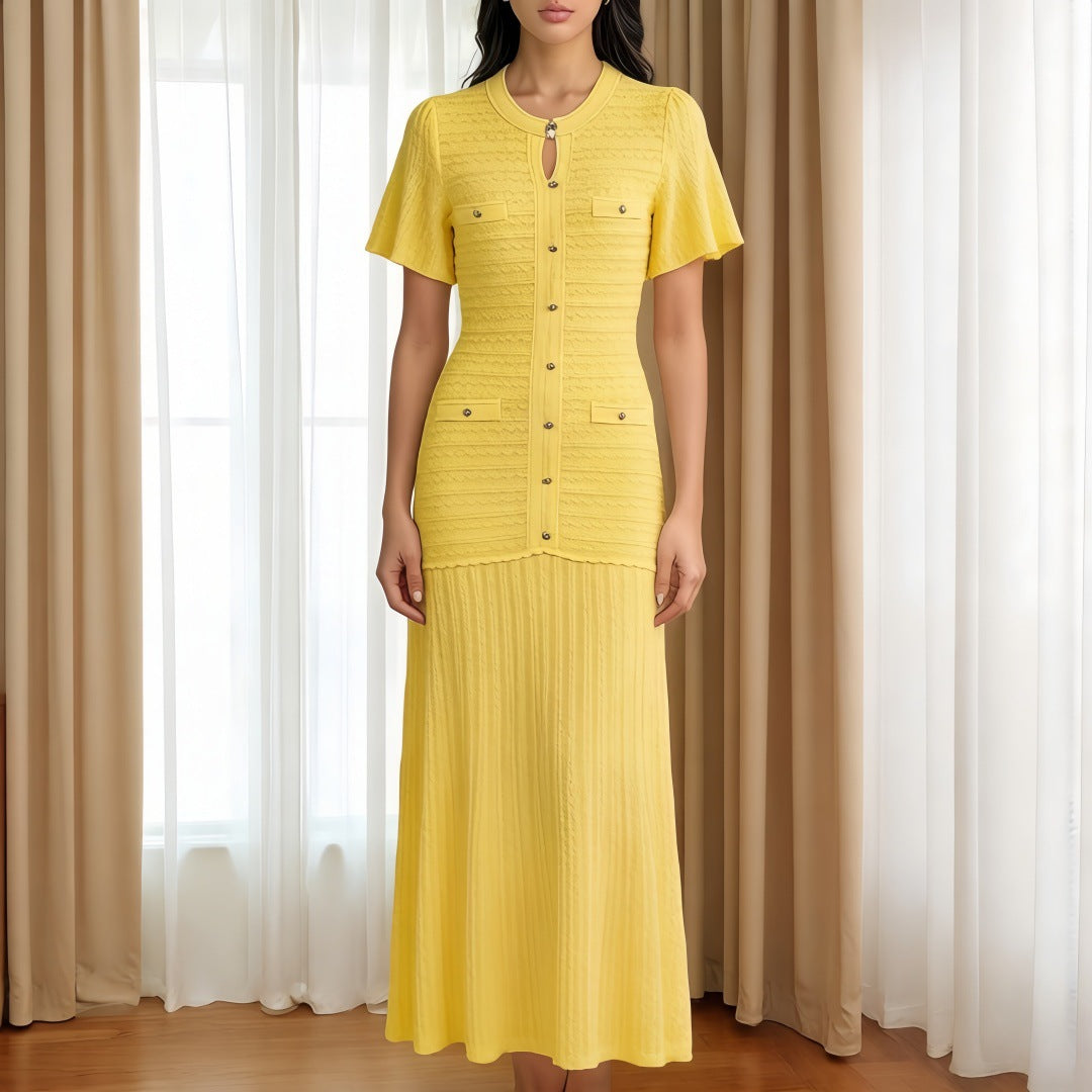 Strickkleid mit Rundhals und Metallic-Faden – Bild 5 | LuxeStyle