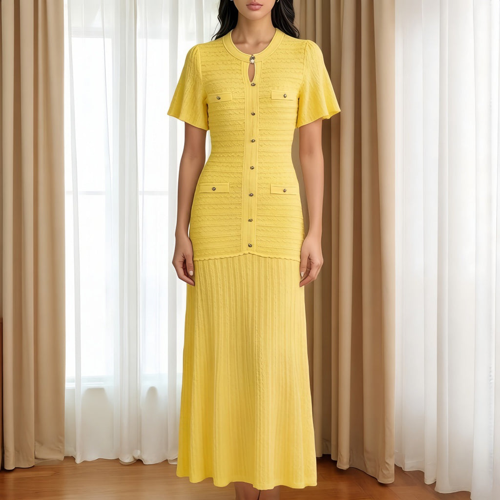 Strickkleid mit Rundhals und Metallic-Faden – Bild 17 | LuxeStyle