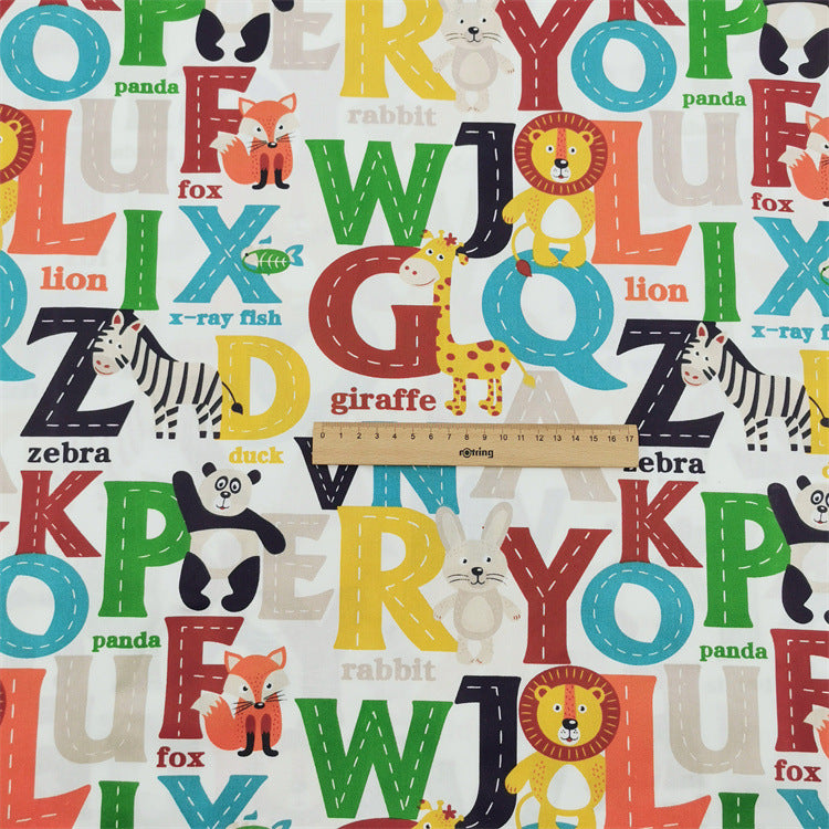 Baumwoll-Twillstoff: Alphabet & Cartoon-Tiere | LuxeStyle