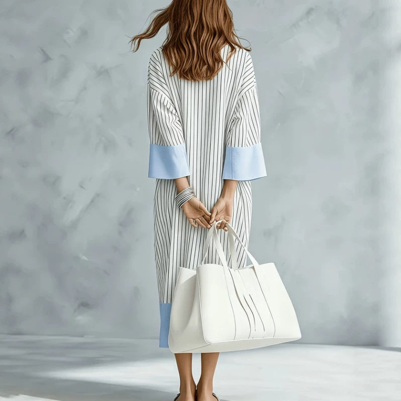 Gestreiftes A-Linien Kleid mit V-Ausschnitt | LuxeStyle