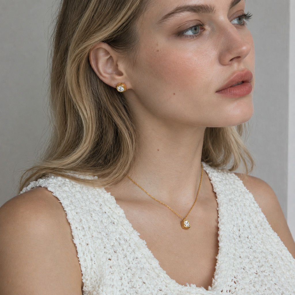 Halskette & Ohrringe – Titanstahl mit Zirkon | LuxeStyle