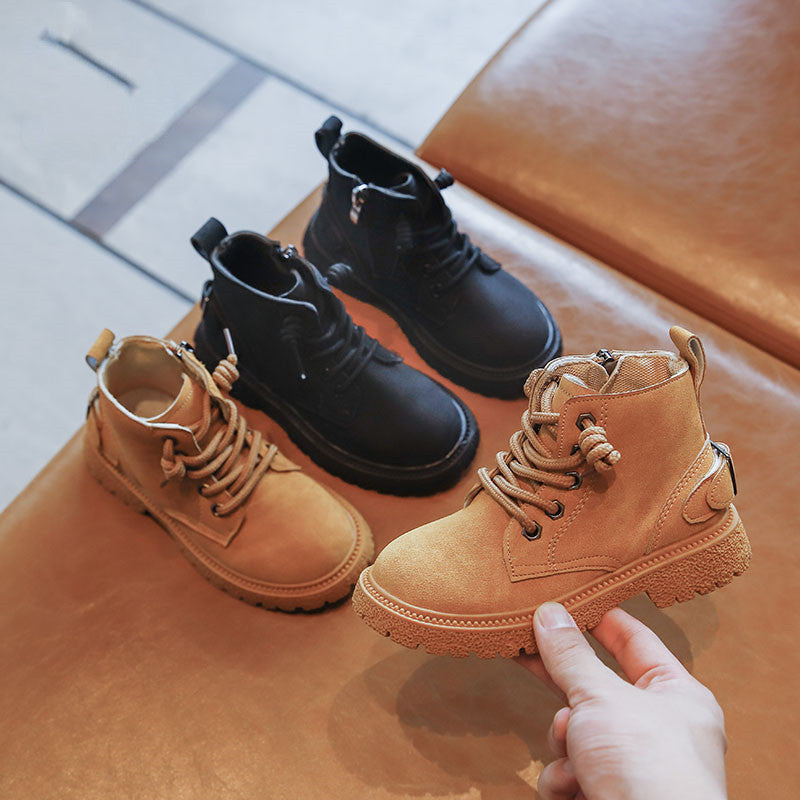 Mädchen Martin Boots mit Schnürsenkeln