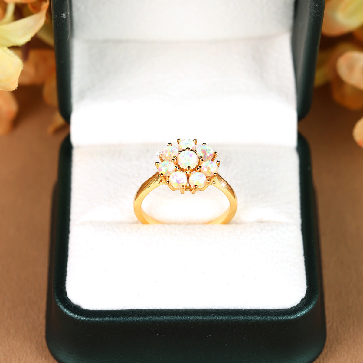 Opalring mit Blüten-Design