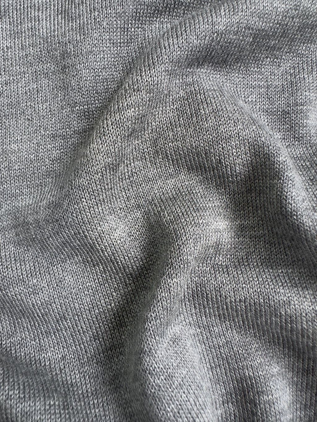 Kurzarm-Stricktop mit überschnittenen Schultern