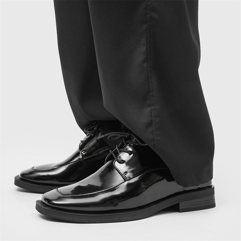 Business-Casual Schuhe mit Absatzerhöhung