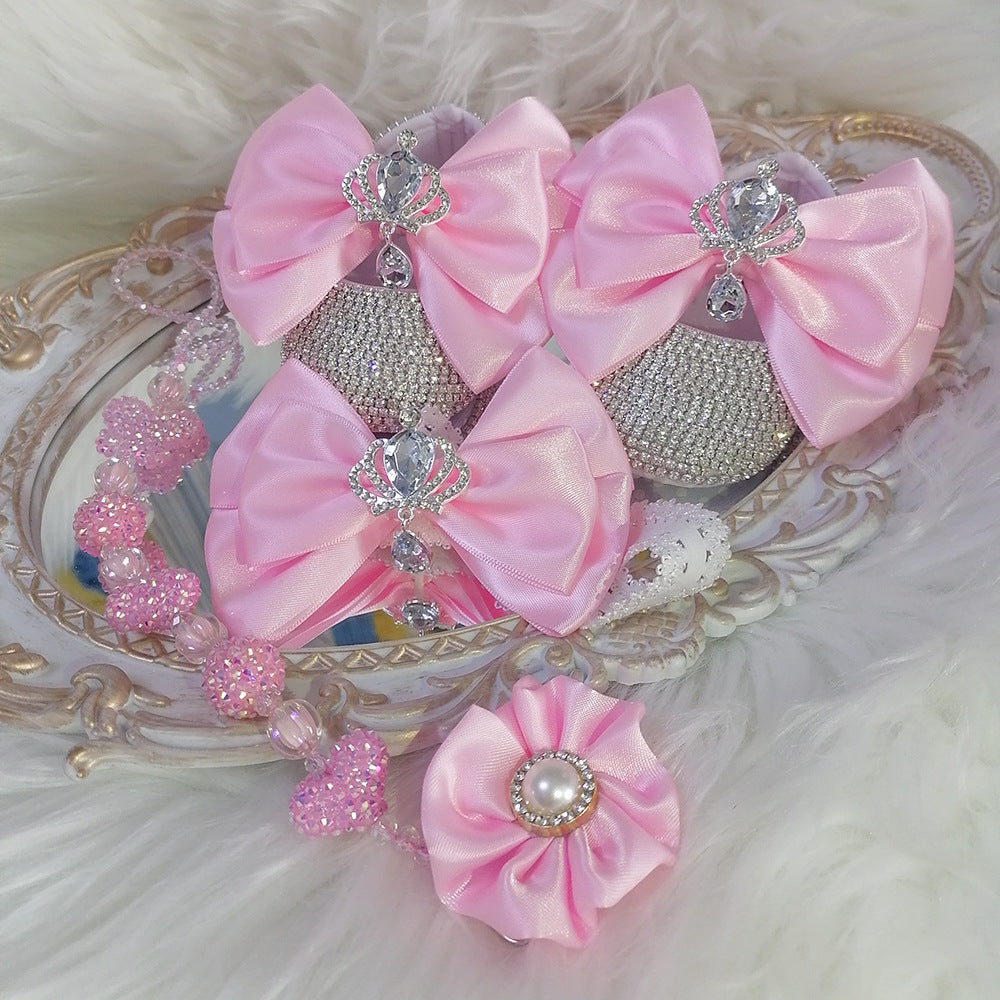 Schnürschuhe mit Haarband und Strass