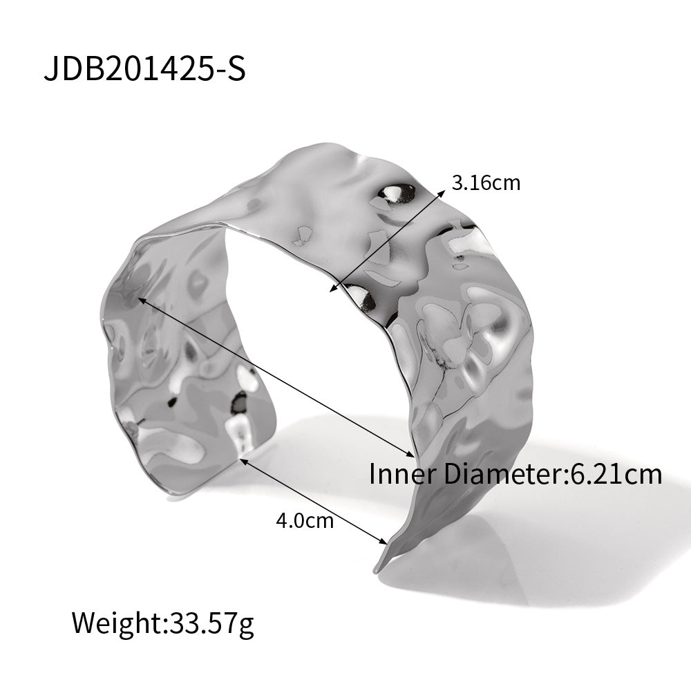 Vergoldetes offenes Armband aus Edelstahl – Bild 3 | LuxeStyle