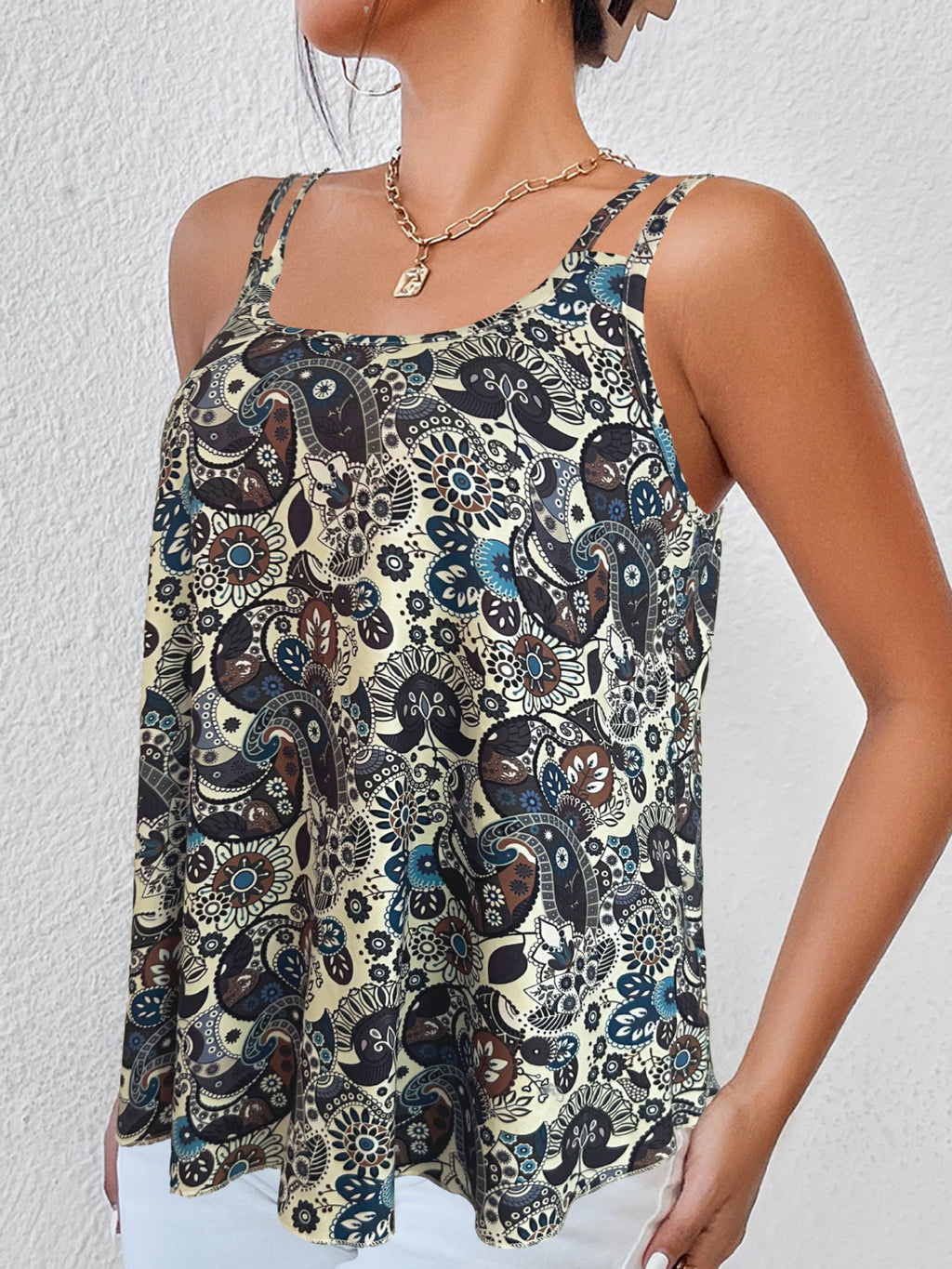 Doppelträger-Tanktop mit asymmetrischem Saum