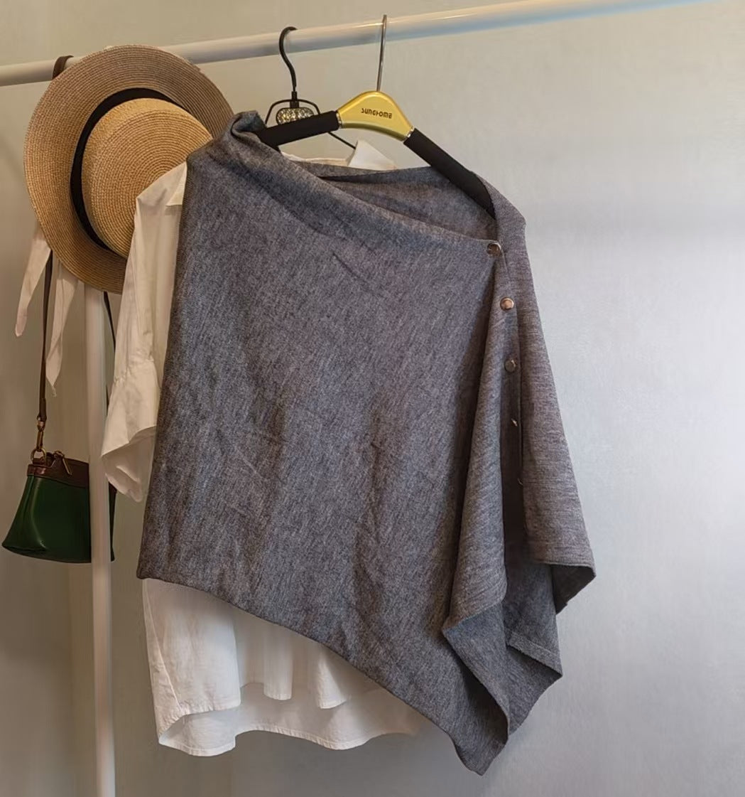 Schwarzer Wollschal mit Vintage‑Look – Bild 4 | LuxeStyle