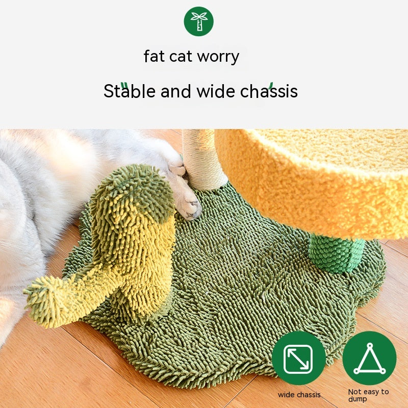 Kratzbaum mit Spielzeug für Katzen