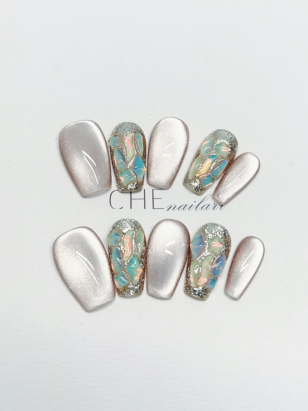 Handgemachte Cat Eye Nägel für Herbst/Winter – Bild 8 | LuxeStyle