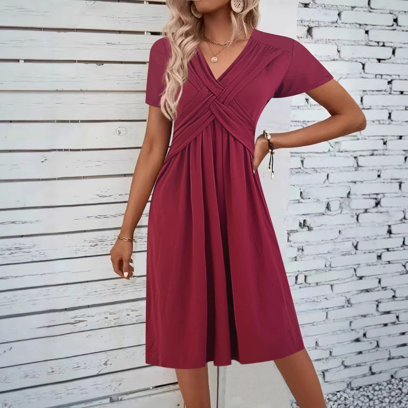 Sommerkleid mit V-Ausschnitt und Kapuze | LuxeStyle