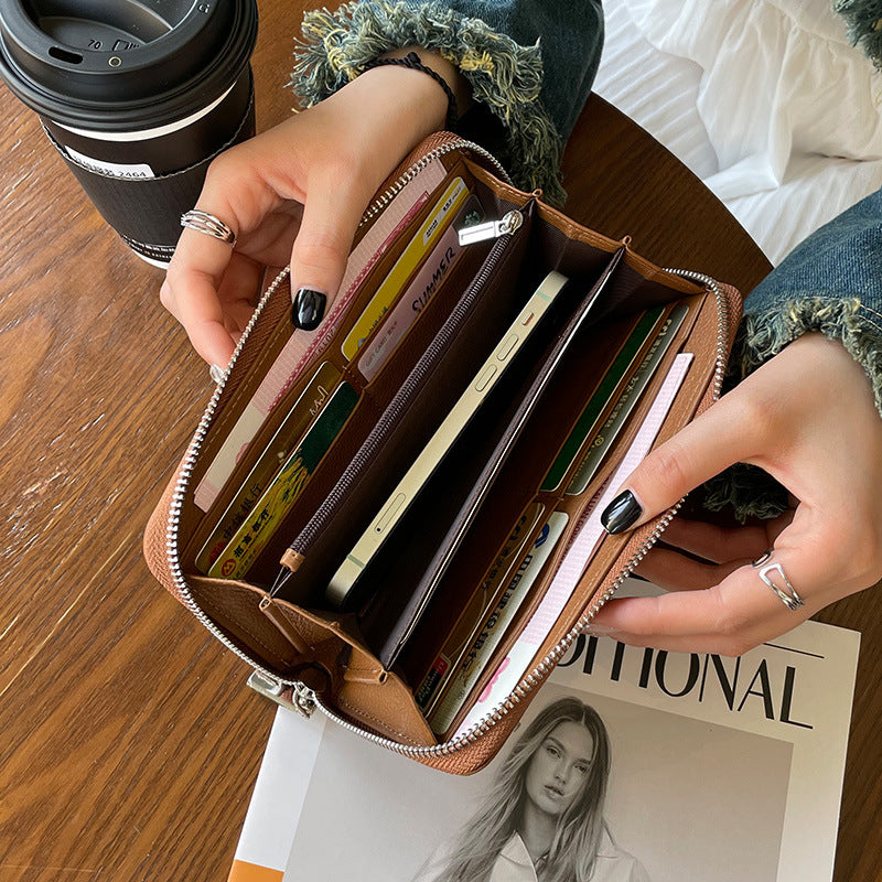 Weibliches Langhandtasche aus Echtholzleder – Bild 4 | LuxeStyle
