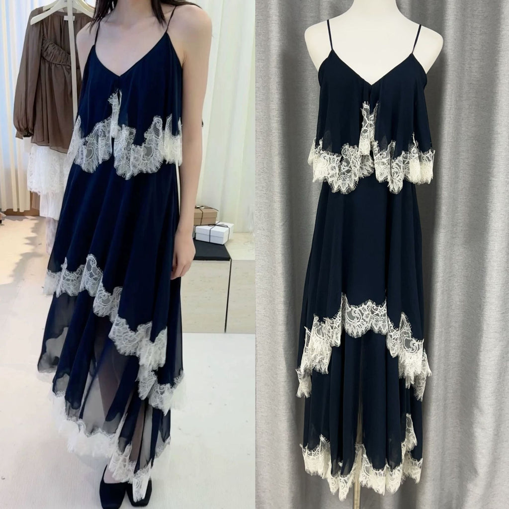 Lagenkleid mit Spitze in Misty Blue