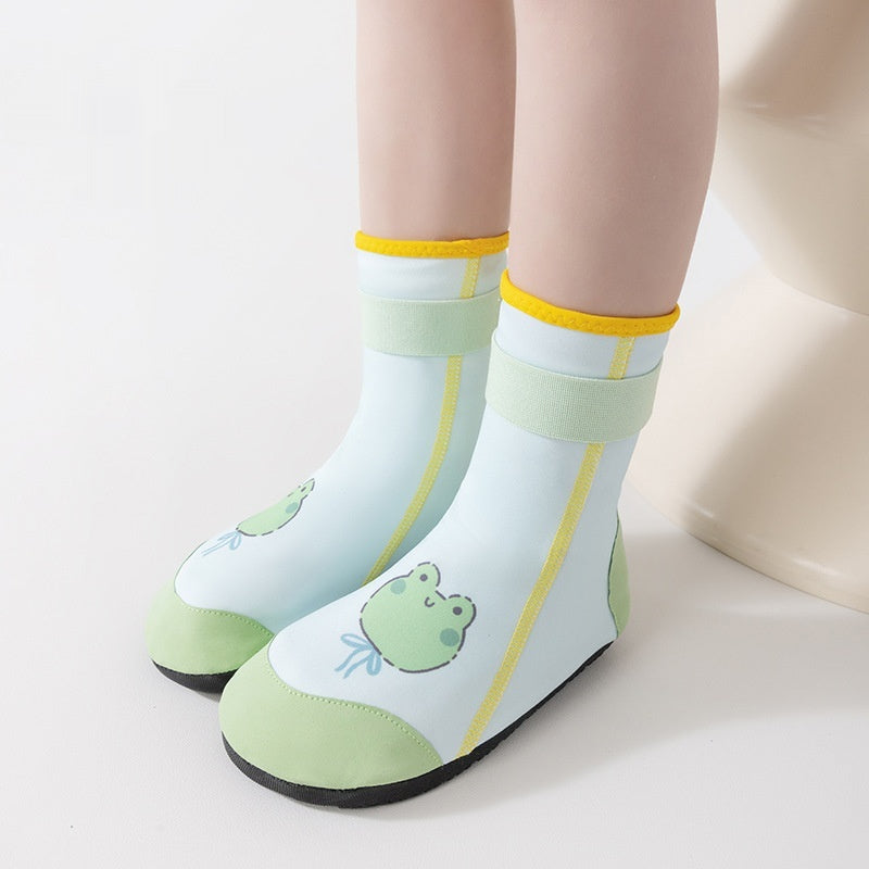 Kinder Cartoon-Badeschuhe mit hohem Schaft – Bild 9 | LuxeStyle
