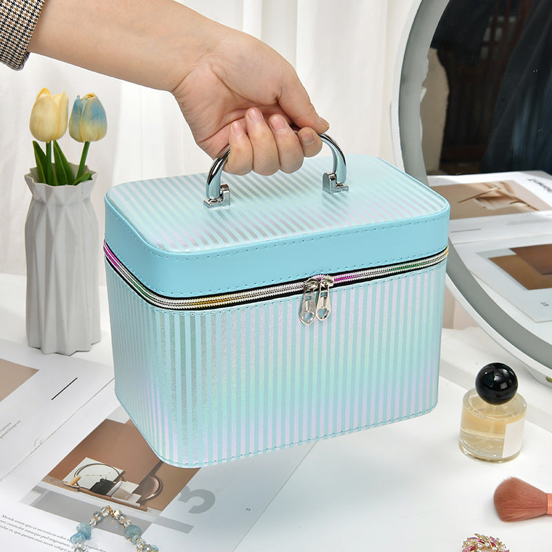 Kosmetiktasche mit Spiegel – Gross & Tragbar – Bild 6 | LuxeStyle