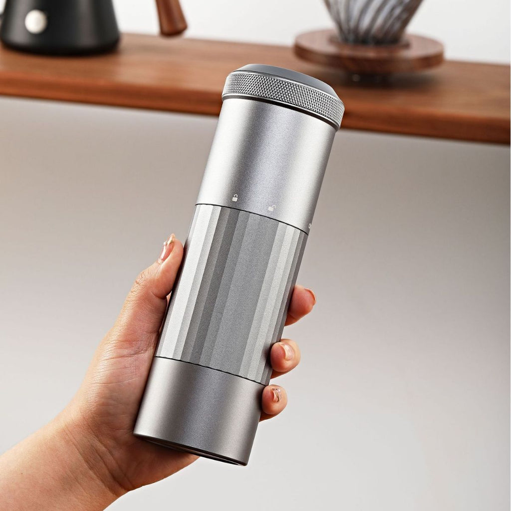 Kabellose Kaffeemühle mit USB-Ladefunktion