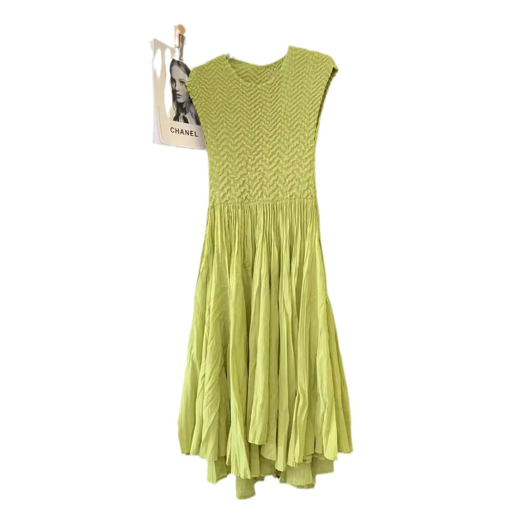 Elegantes Spitzenkleid in Unifarben