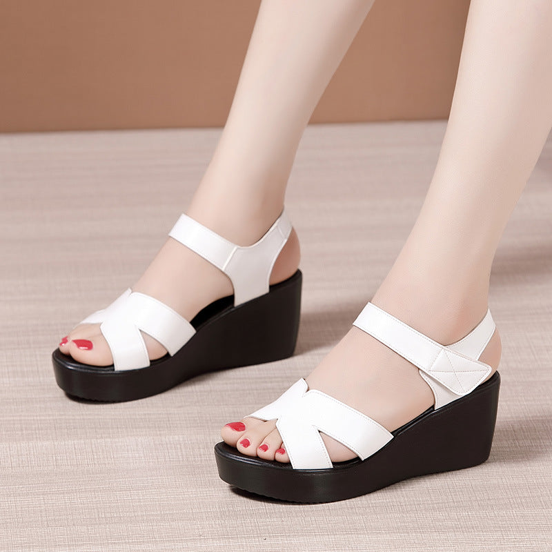 Plateau-Sandalen mit hohem Absatz – Bild 7 | LuxeStyle