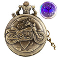 Retro LED Motorrad-Design Anhängeruhr | LuxeStyle