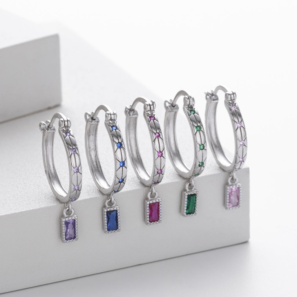 Edle Silberohrringe mit Diamant-Inlay