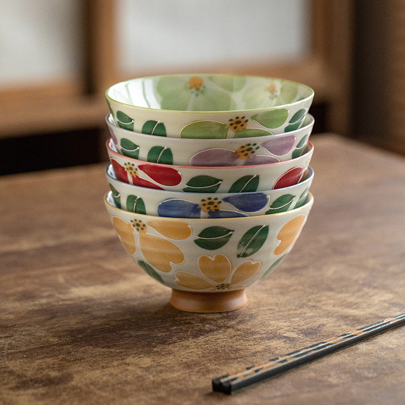 Japanische Keramik-Teeschale mit Blumenmuster