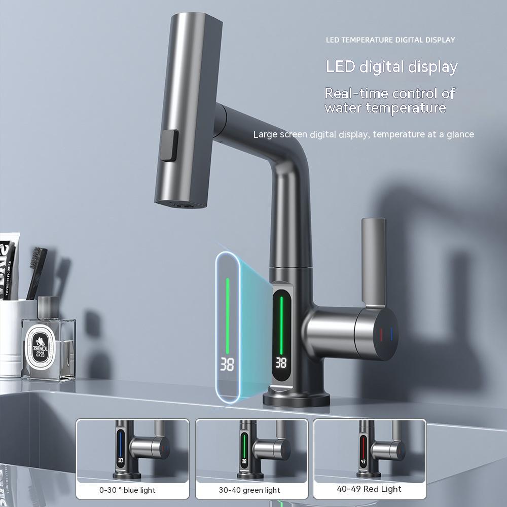 Digitaler Wasserhahn mit Ausziehbrause