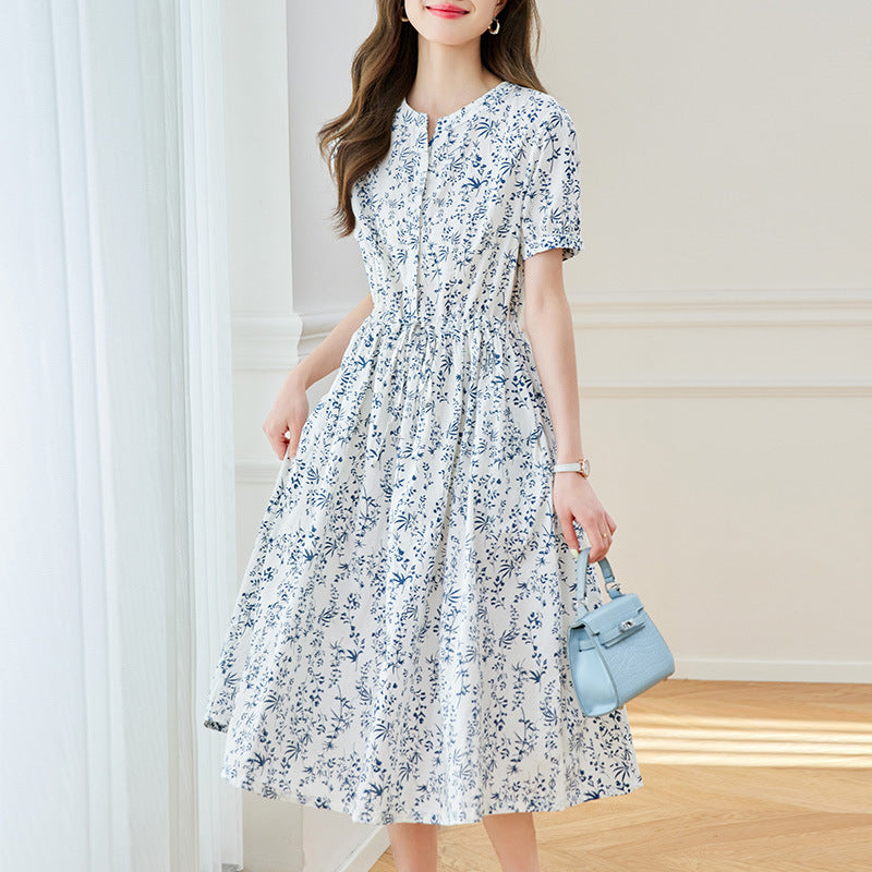 Midikleid mit Blumenmuster im Porzellan-Stil