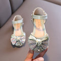 Glitzernde Kinder-Tanzschuhe mit Schleife