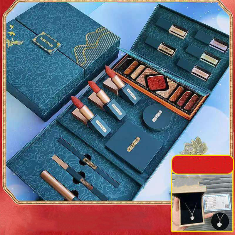 Geschenkset: Concealer, Isolation & Lippenstift – Bild 7 | LuxeStyle
