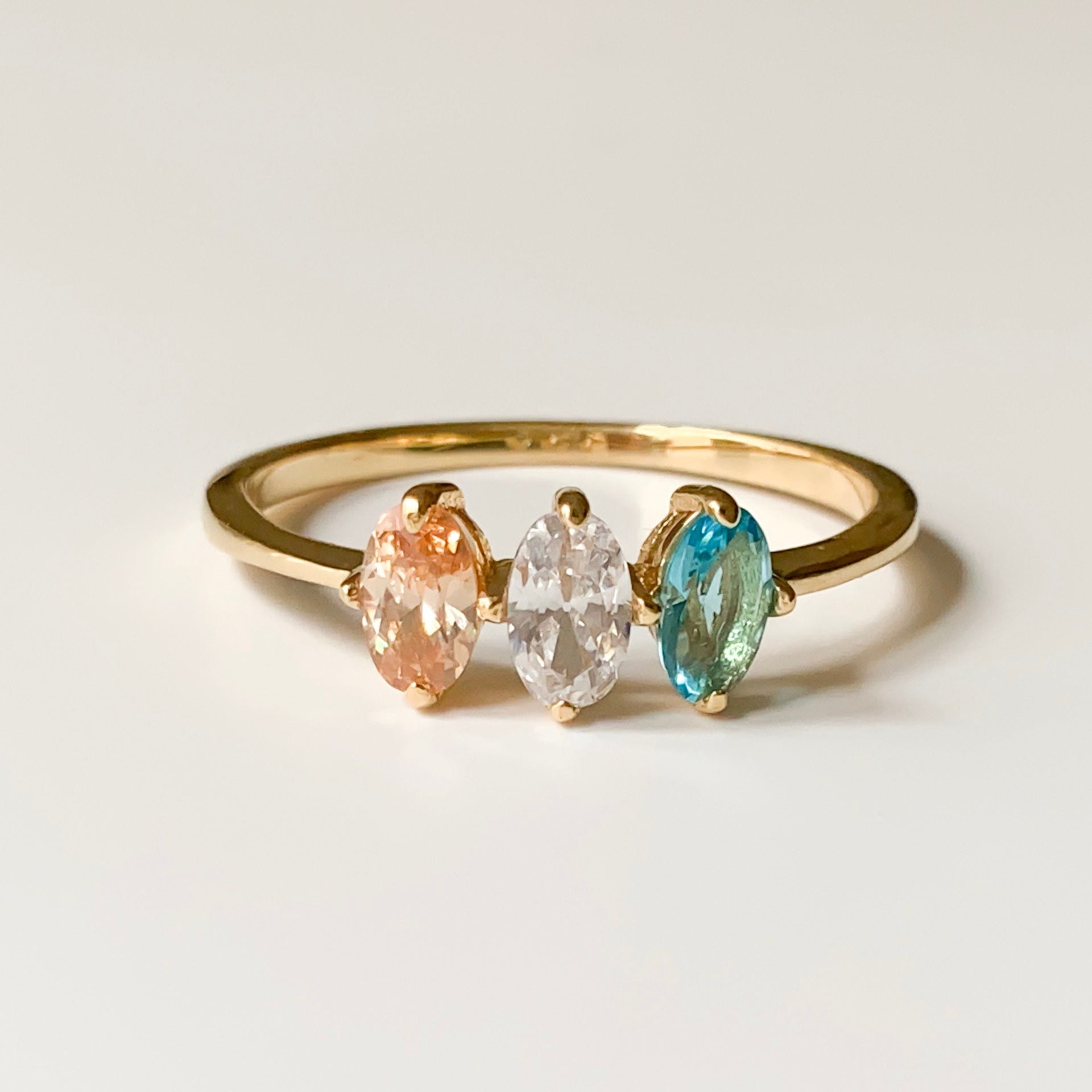 Herzförmiger Eleganter Edelstahl-Ring