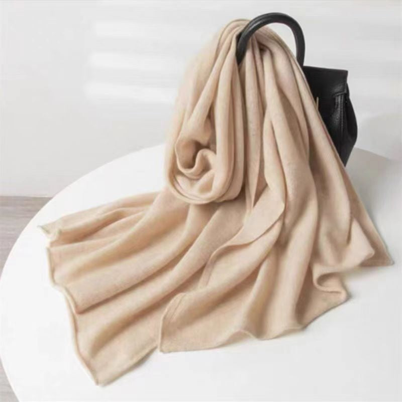 Wollschal für Winter – einfarbig – Bild 4 | LuxeStyle