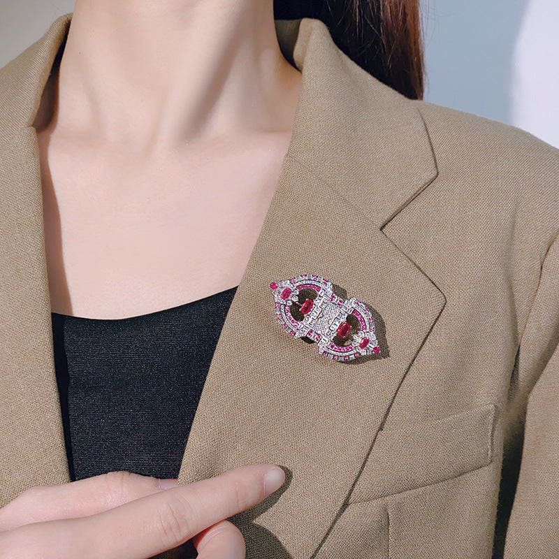 Brosche mit Blumen und Schleife – Bild 5 | LuxeStyle