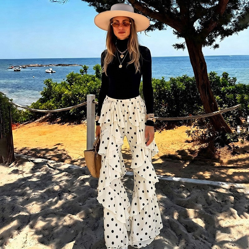 Gepunktete Cropped Hose mit Schnürung